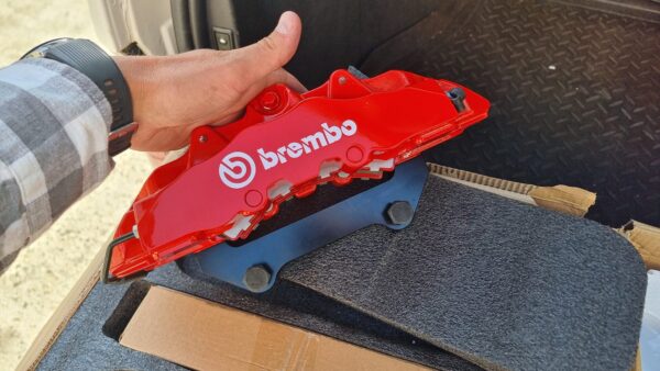 Спортивная 8ми поршневая тормозная система Brembo GT8 для Changan UNI-K передняя ось от R20 — изображение 4