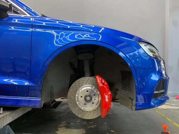 Усиленная 6ти поршневая тормозная система Akebono 8n для Subaru Legacy передняя ось от R19 — изображение 2