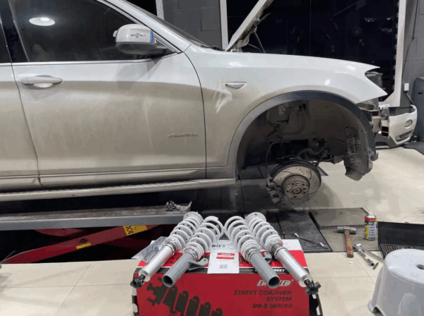 Винтовая подвеска (койловеры) BMW X3 F25 2011-2017 DWD с демпфером 32 положения. — изображение 2