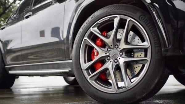 Усиленная 8ми поршневая тормозная система Brembo BM8 для Land Rover Discovery 2004+ передняя ось от R20 — изображение 3